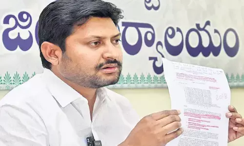 abbayya chowdary, ex mla, denduluru, ycp