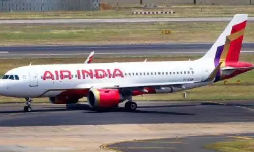 developed a technical snag,  air india flight from thiruvananthapuram,  diverted and made an emergency landing, chennai
