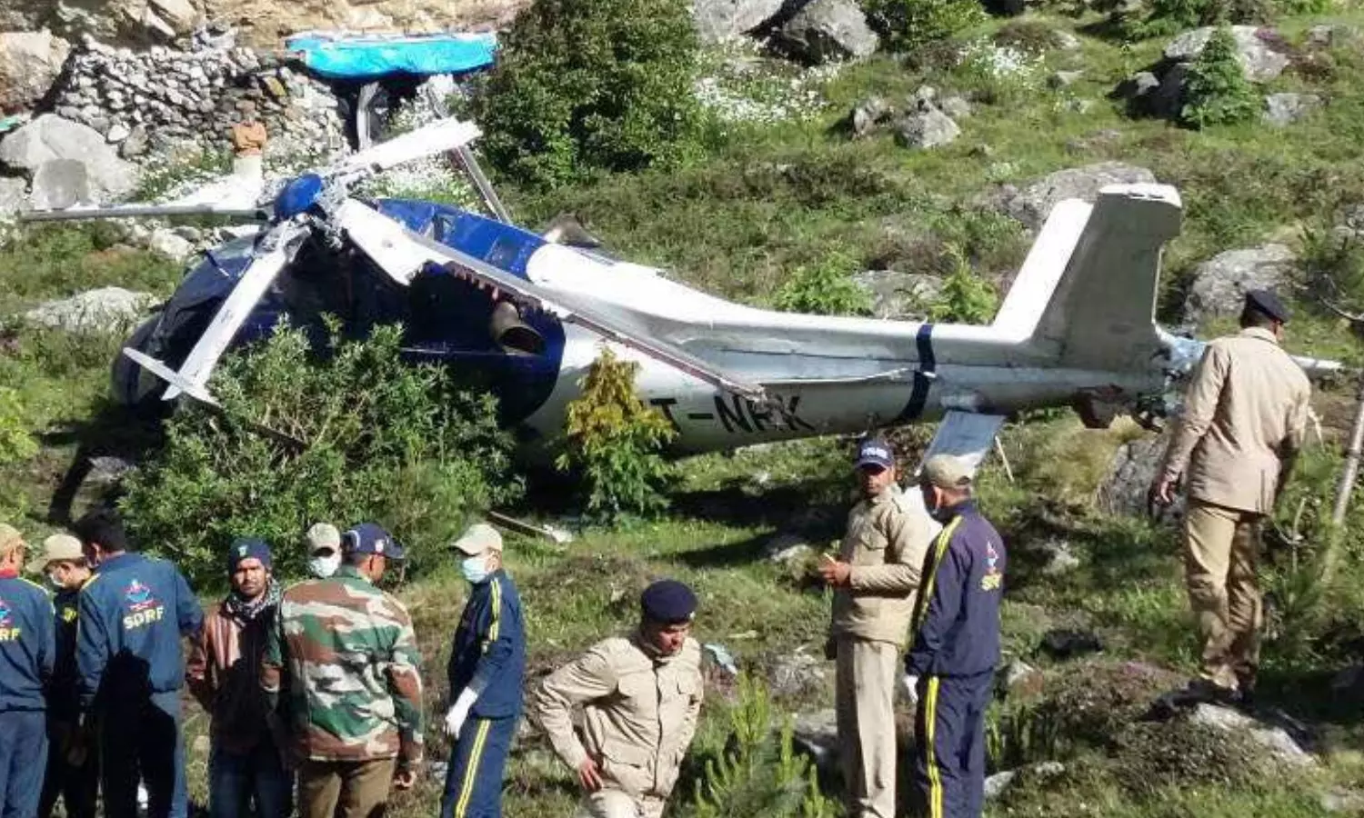 helicopter crash, accident,  five people died,  uttarakhand