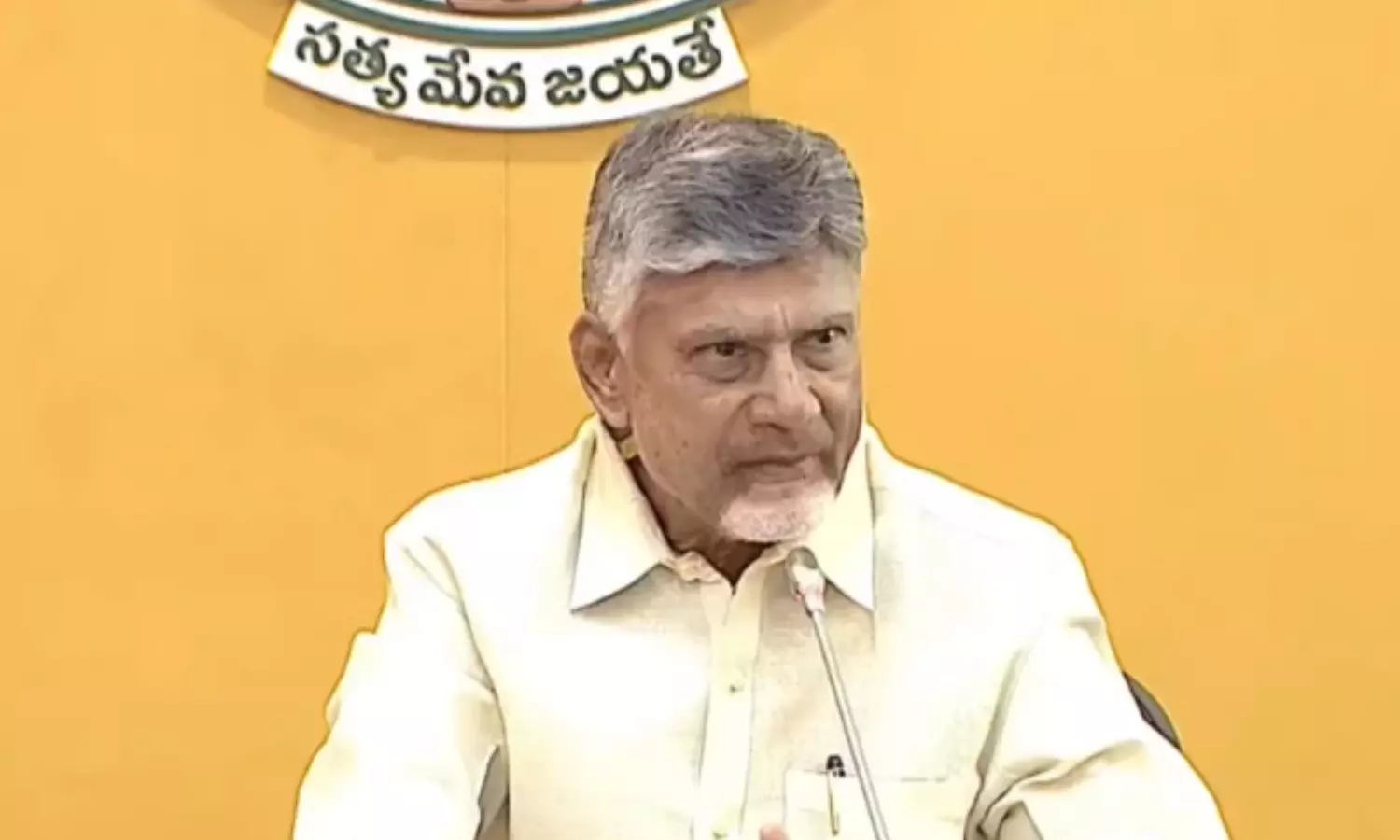 chandrababu, chief minister, responded, vemireddy prashanthi reddy issue