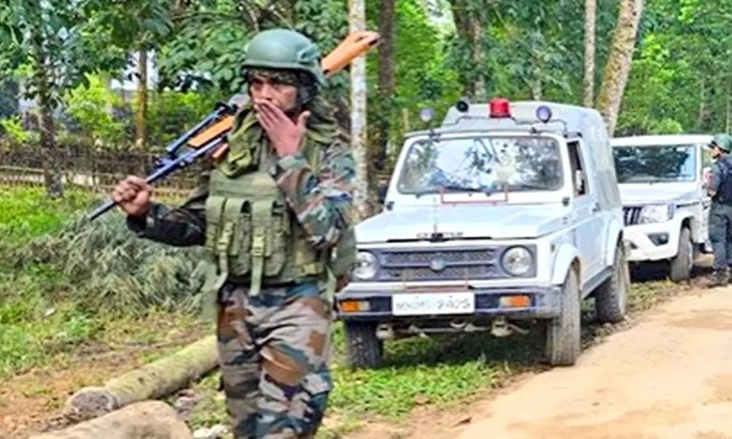 security forces, arrest,  four terrorists, manipur