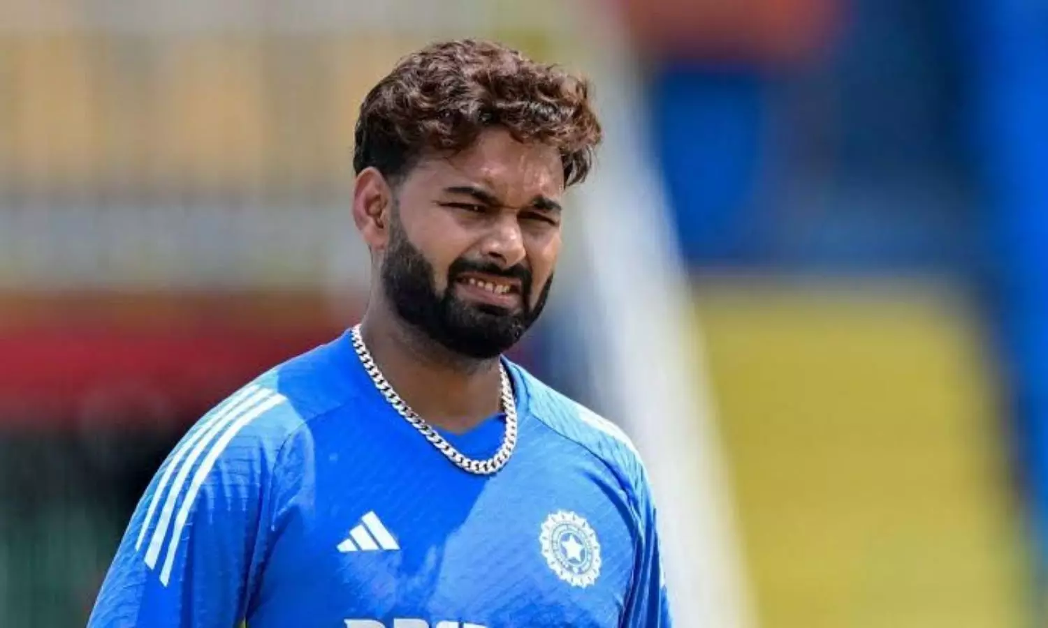 పంత్ కు షాకిచ్చిన ఐసీసీ