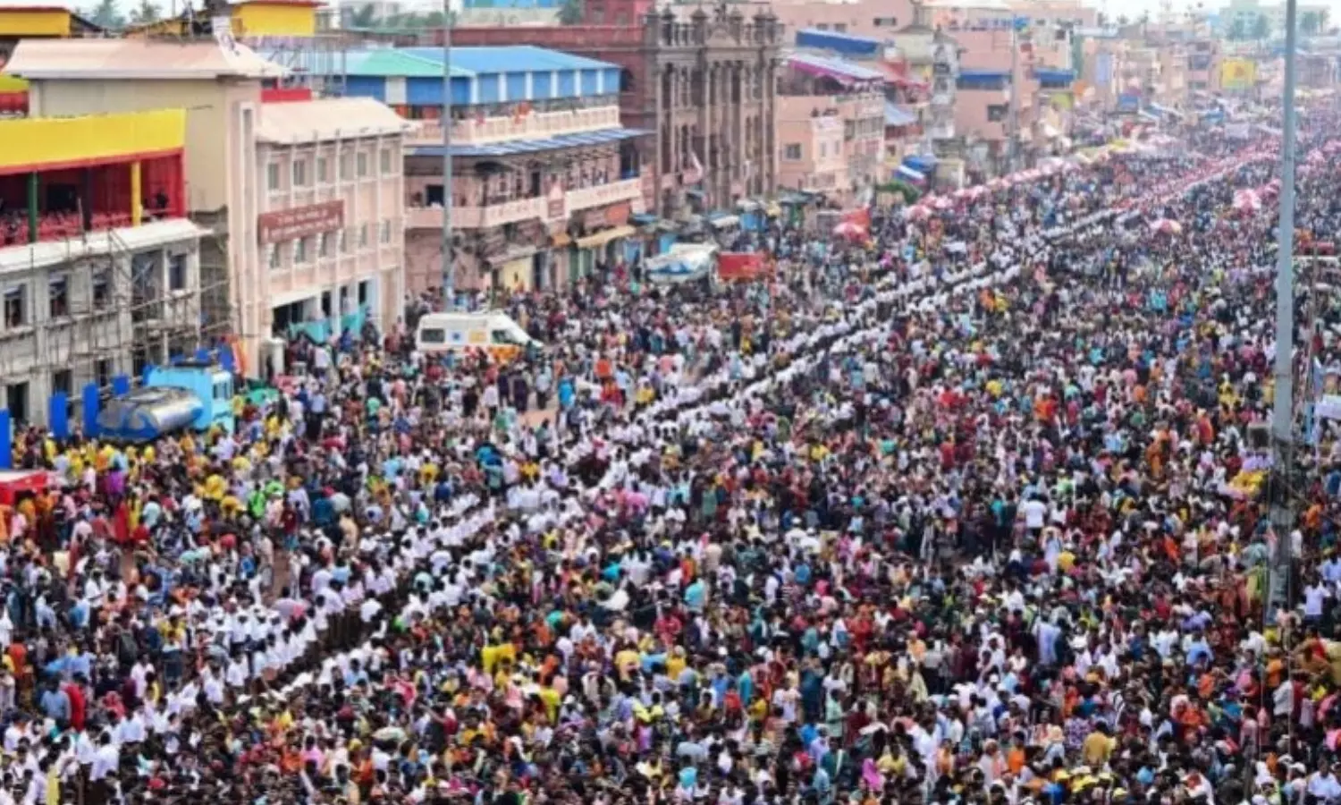 stampede,  three people died,  jagannath rath yatra,  puri