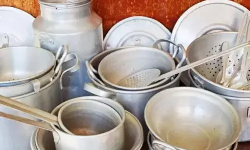అల్యూమినియం పాత్రల్లో వంట చేస్తున్నారా?