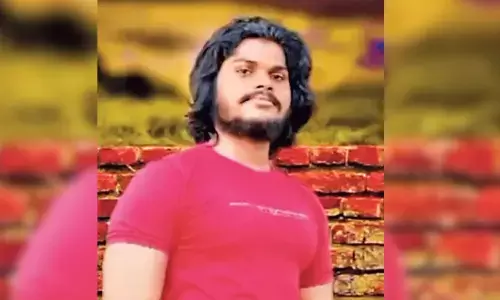 మత్య్సకారుడిని లాక్కెళ్లిన భారీ చేప