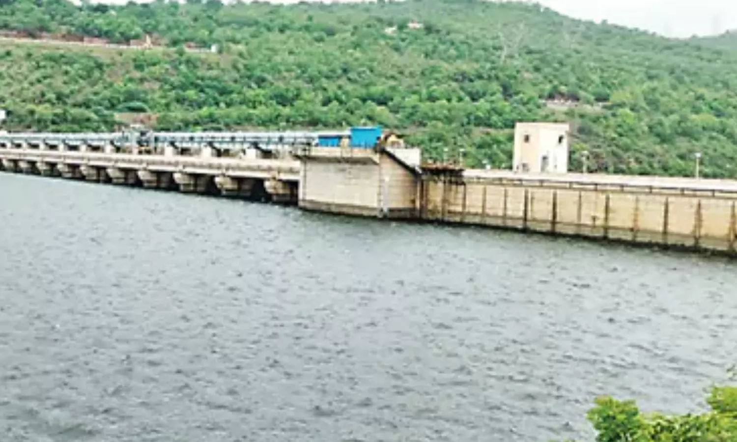gates, lifted, chandrababu,  srisailam reservoir