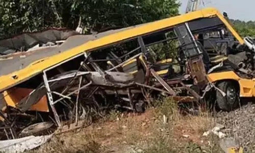 accident, three students died, hit by a train, tamil nadu