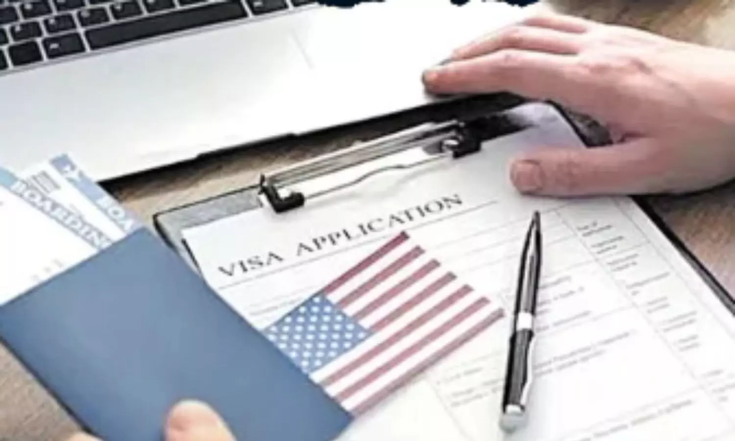 షాకింగ్.. వీసా ఫీజులు పెంచిన అమెరికా