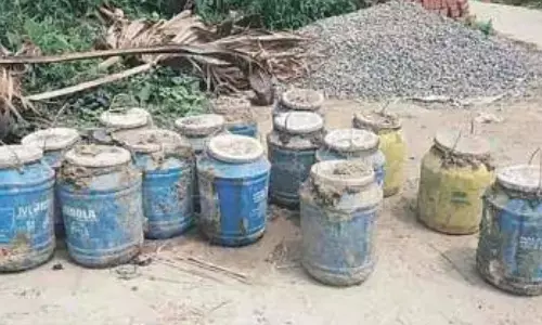 adulterated toddy,  eight people died,  kukatpally, hyderabad