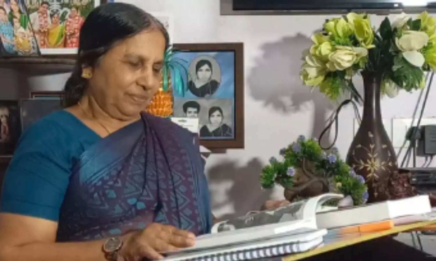 69 ఏళ్ల వయసులో డిగ్రీ పూర్తీ!!