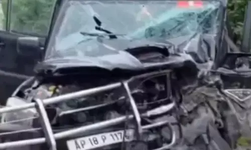 road accident, national highway,  two dsps were killed, telangana