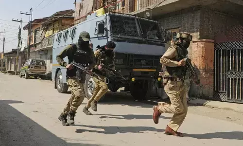 encounter, three terrorists died, srinagar,  jammu and kashmir