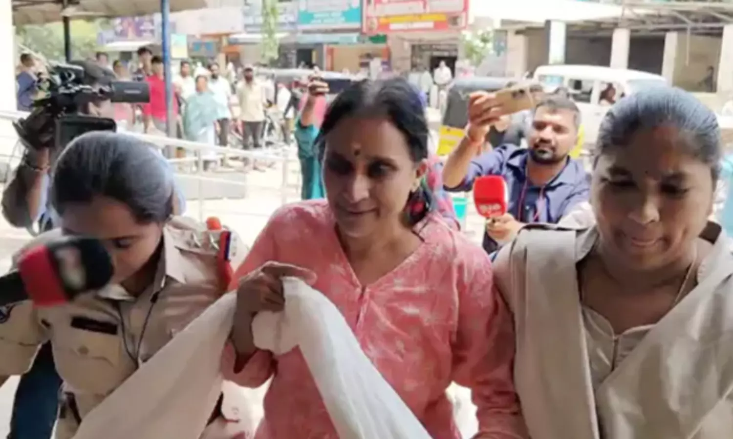 inquiry of namrata,  owner of srishti test tube baby center,  third day enquiry, telangana police