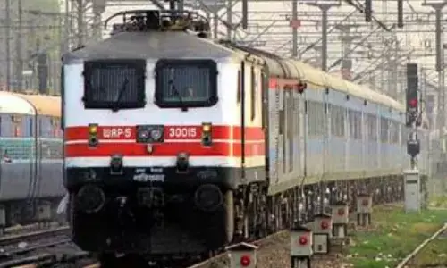 congress leaders, leave for delhi today,  42 percent reservation bill for BCs, parliament session