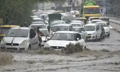 india meteorological department, receive heavy rain today, warned people to be alert, national capital delhi