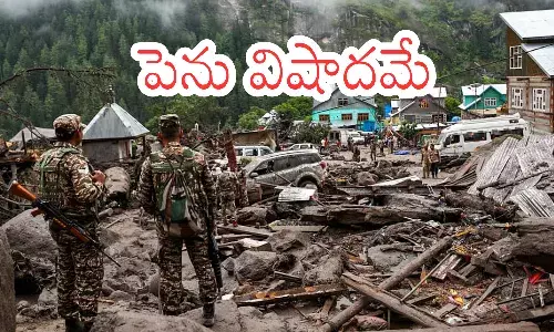death toll due to cloudburst,  jammu and kashmir is increasing, kishtwar district of the state,  death toll has now reached 60