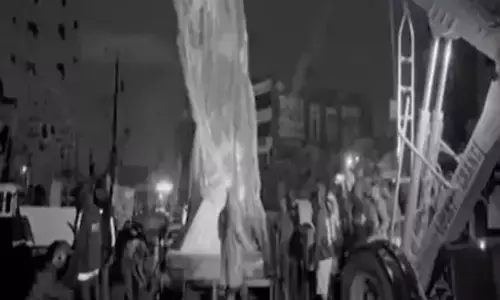 tragedy,  three people died, due to electric shock,  hyderabad city