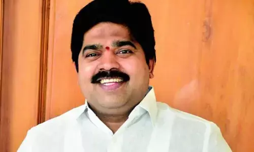 dasari kiran, producer, vayuham movie,  vijayawada police
