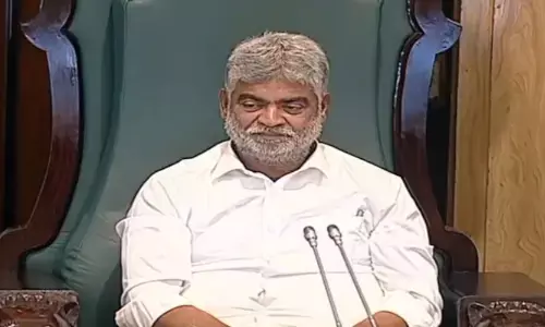 gaddam prasada rao, assembly speaker ,  notices,  ten mlas