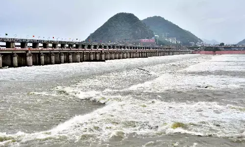 state disaster management authority,  floodwaters,  krishna river are increasing, vijaywada