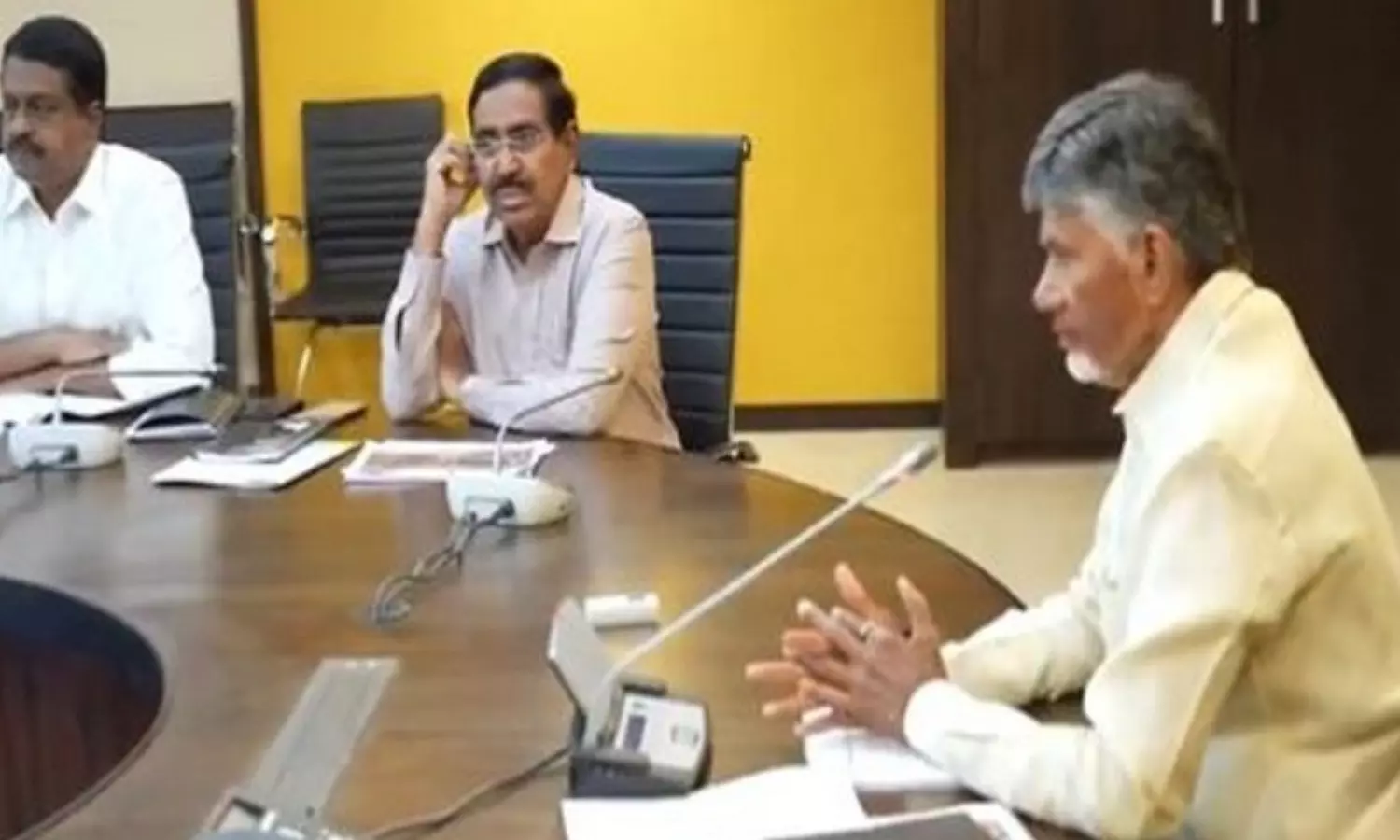crda meeting has decided, acquire land in amaravati, chandrababu naidu, land acquire in amaravathi