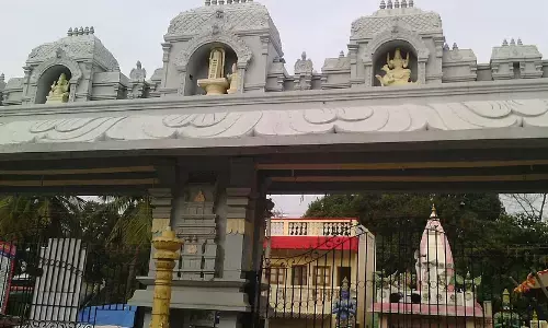 lunar eclipse, srikalahasti temple, remain open even, andhra pradesh