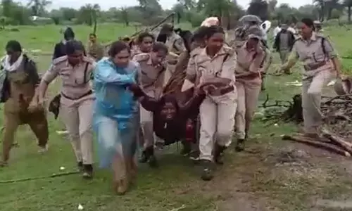 tension has erupted in dammanapeta, podu farmers clashed with the police,  removal of tribal villages in the forest area, mancherial