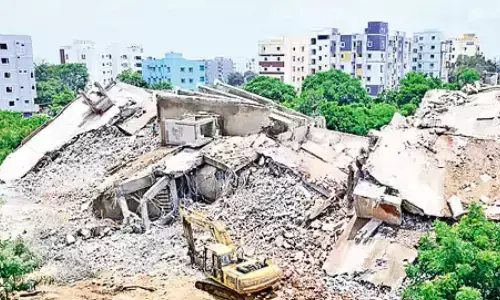 hydra officials have started demolitions, today, hydra officials demolished encroachments,  shamshabad,  rangareddy district