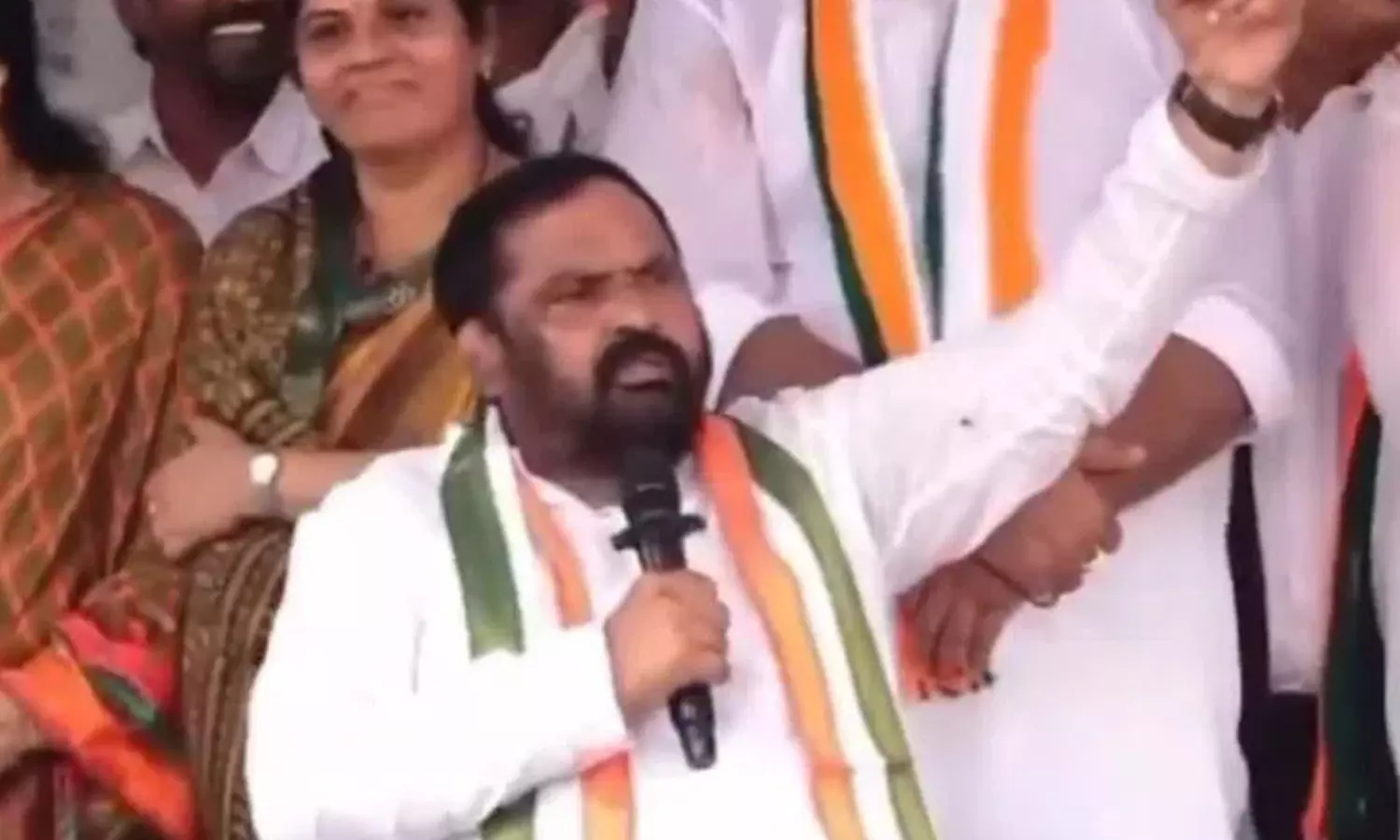 anjan kumar yadav, former congress mp, made sensational comments, on jubleehills by elections