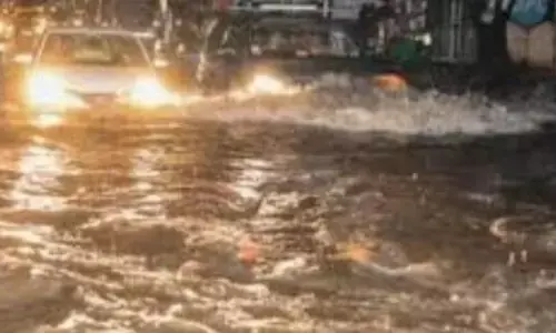 normal life in bengaluru,has come to a standstill, due to overnight rains, karnataka