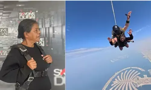 ఆకాశం నుండి దూకేసింది 71 ఏళ్ల వయసులో.. అంతరిక్షంలోకి వెళ్లాలని ఉందట!!