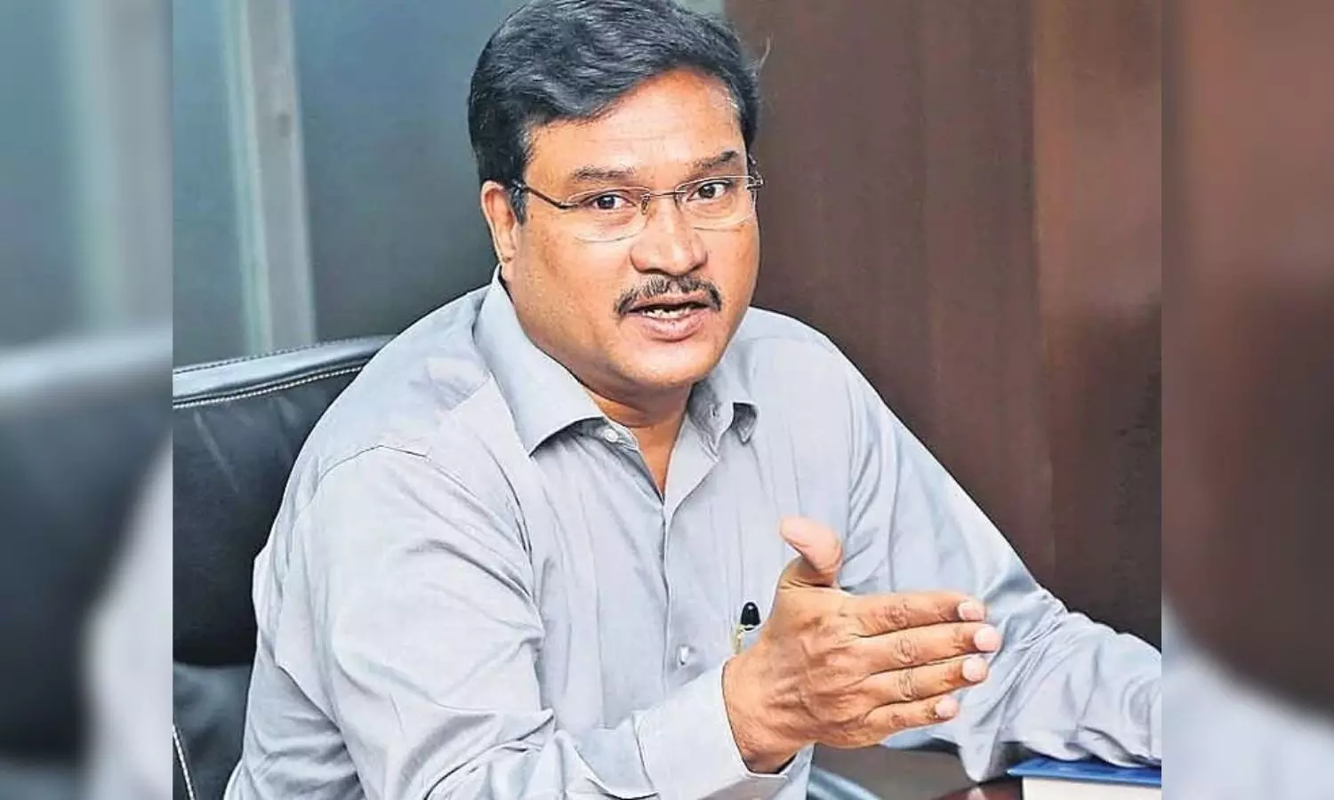 హైదరాబాద్‌లో 923 ఎకరాలు తిరిగి స్వాధీనం రూ. 45 వేల కోట్ల విలువైన భూములు ఆక్రమణల నుంచి విడిపించాం: కమిషనర్ రంగనాథ్