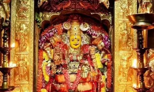sharanavaratri festival,  goddess kanakadurgamma, sri mahalakshmi. indrakiladri