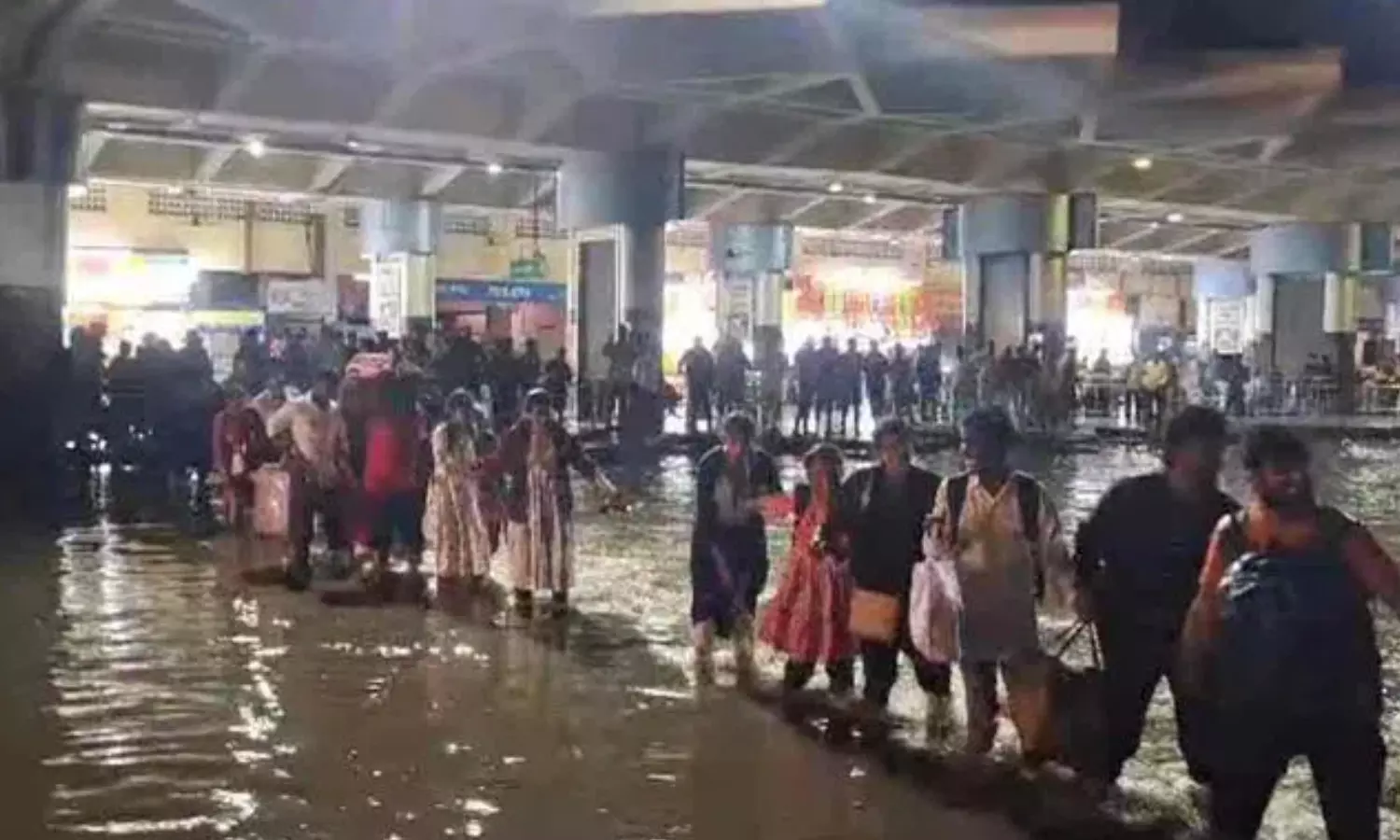 sajjanar, mgbs premises ,musi river, hyderabad sajjanar, mgbs premises ,musi river, hyderabad