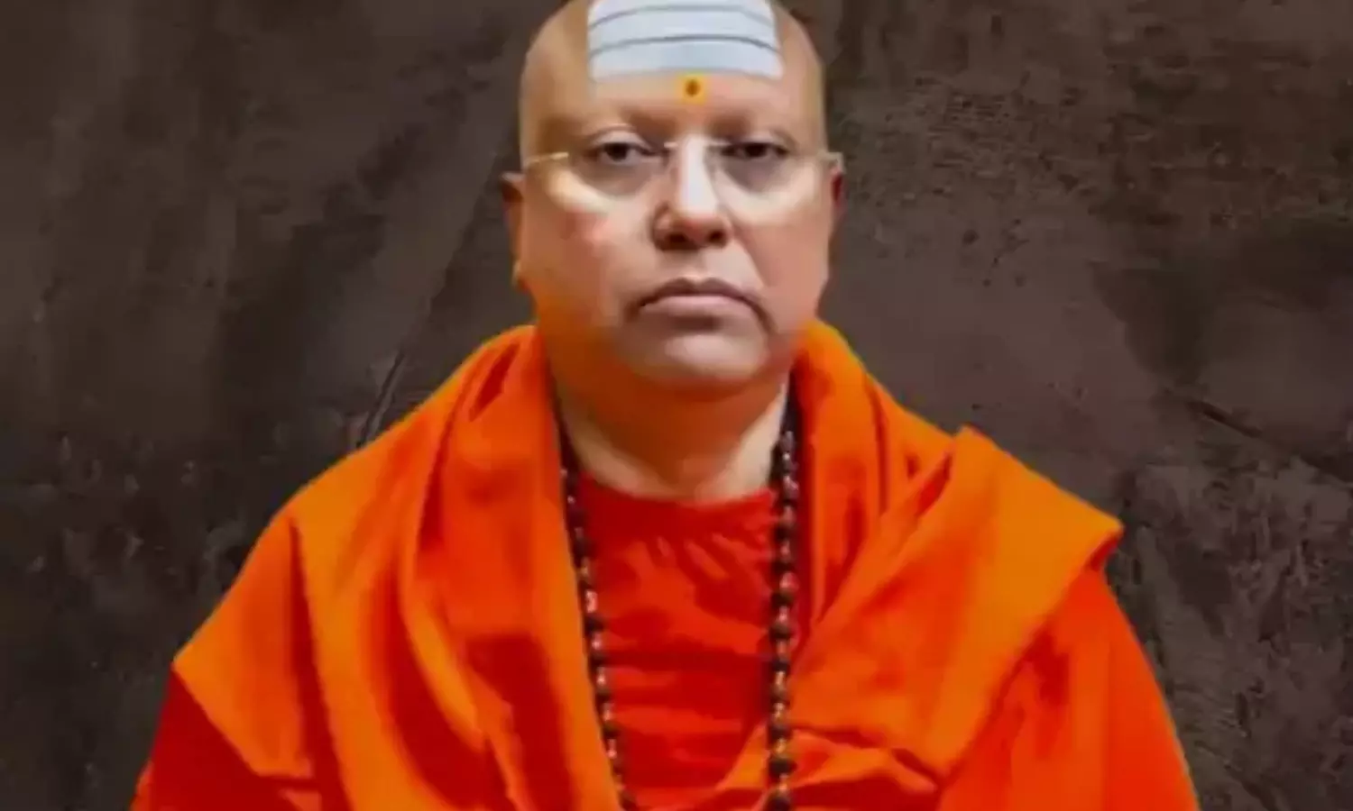 chaitanyananda swami, arrest by police, harassing female students, delhi