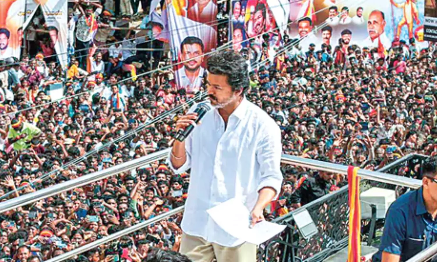 tvks petition to hand over the karur stampede incident to the cbi