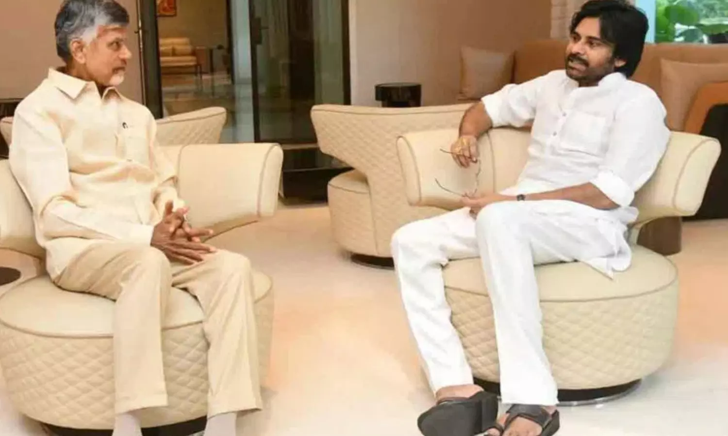 chandrababu, will visit jana sena chief pawan kalyan, hyderabad, telangana