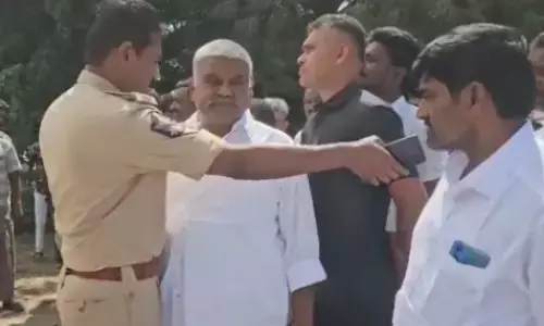 kethireddy pedda reddy was stopped by the police once again