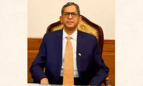 మాజీ సీజేఐ రమణ పేరుతో తప్పుడు పోస్టు… ఫేస్‌బుక్‌ అడ్మిన్‌పై కేసు