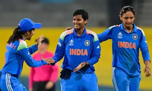 ఒత్తిడిలో ప్రశాంతంగా నిలిచిన హర్మన్‌ప్రీత్‌ కౌర్‌ – పాకిస్థాన్‌పై భారత్‌ ఘన విజయం