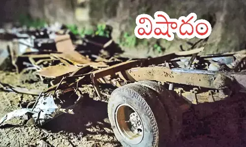 15 people were died when a massive landslide hit a private bus in himachal pradesh