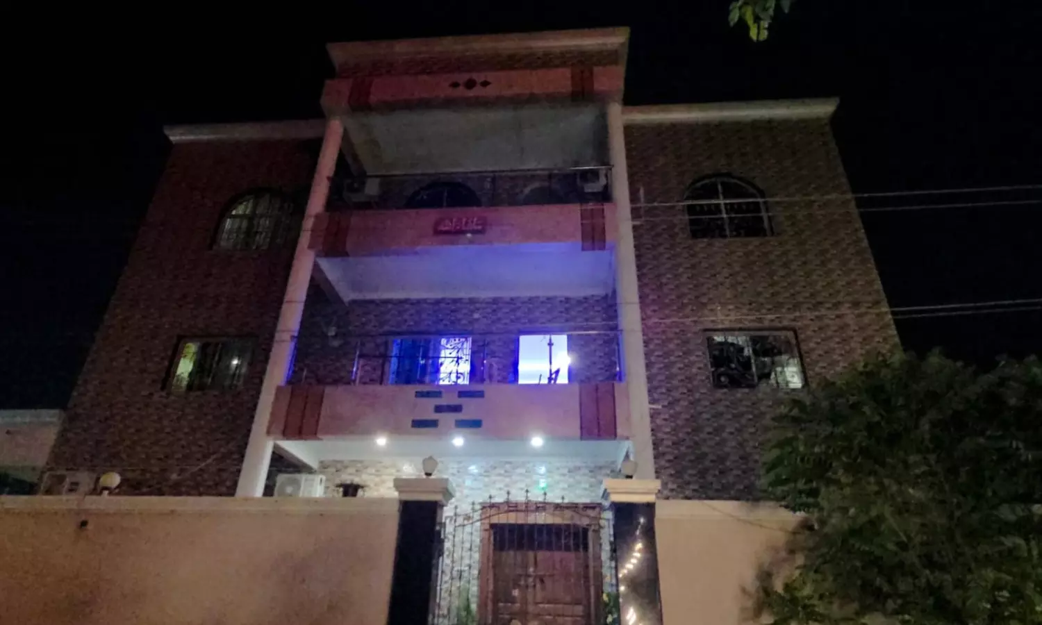 enforcement directorate officials are conducting searches in renigunta