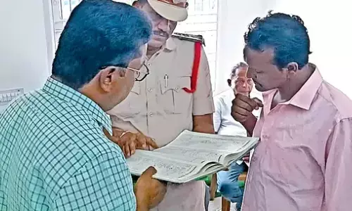 finance minister payyavula keshav had a strange experience at the uravakonda