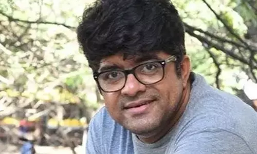 congress leaders file police complaint against actor srikanth iyengar