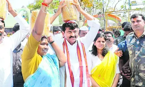 Telangana : నేడు మేడారానికి ఇద్దరు మంత్రులు