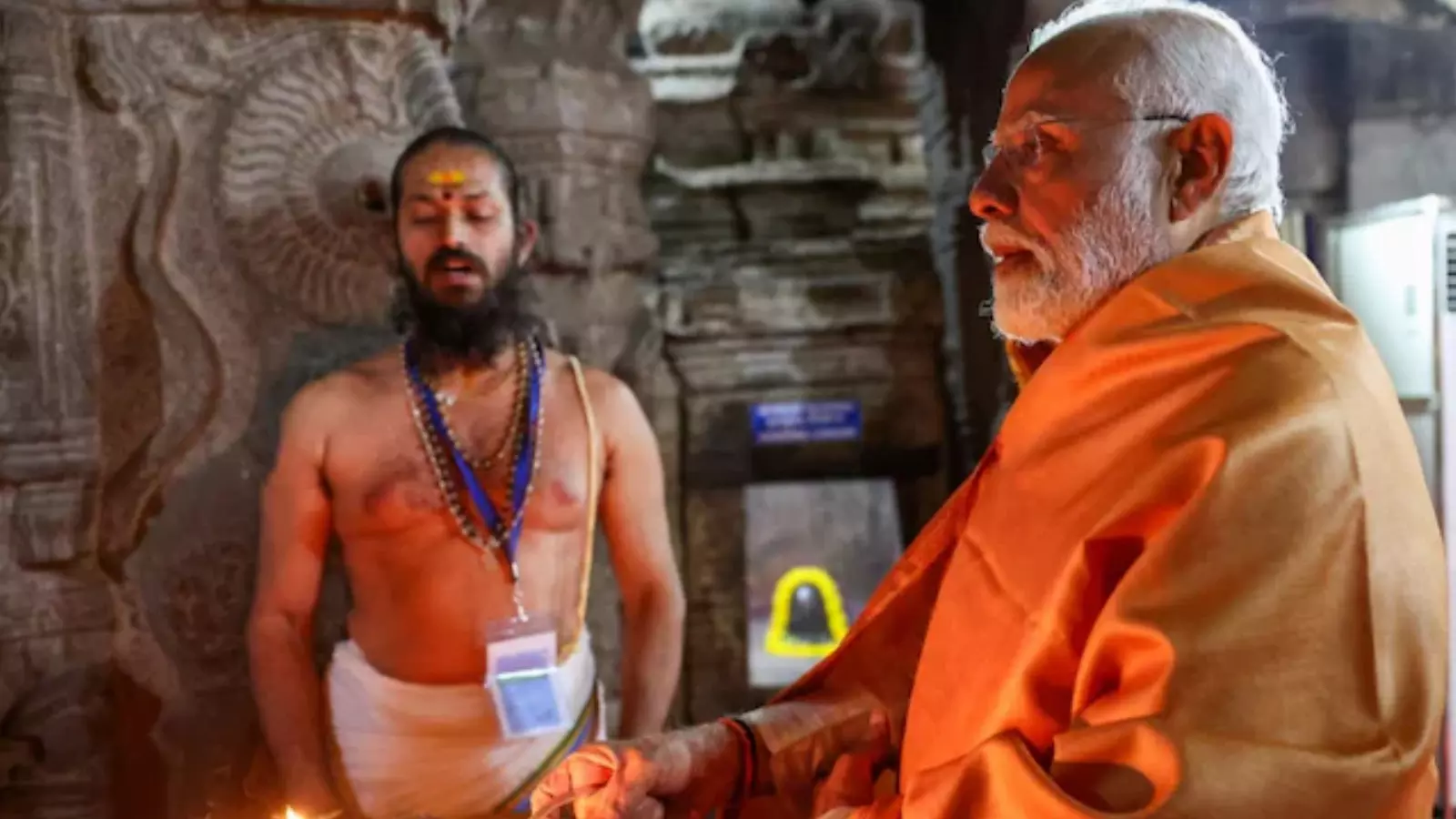 Srisailam : రేపు శ్రీశైలం వెళ్లేవారికి అలెర్ట్