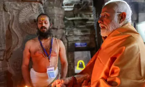 Srisailam : రేపు శ్రీశైలం వెళ్లేవారికి అలెర్ట్