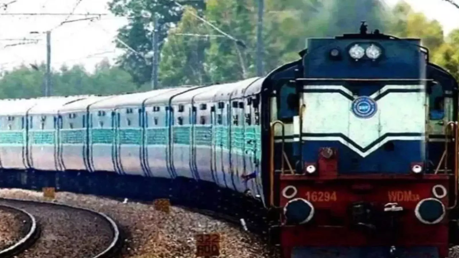 Hyderabad : హైదరాబాద్ -  గోరఖ్ పుర్ రైలు రద్దు