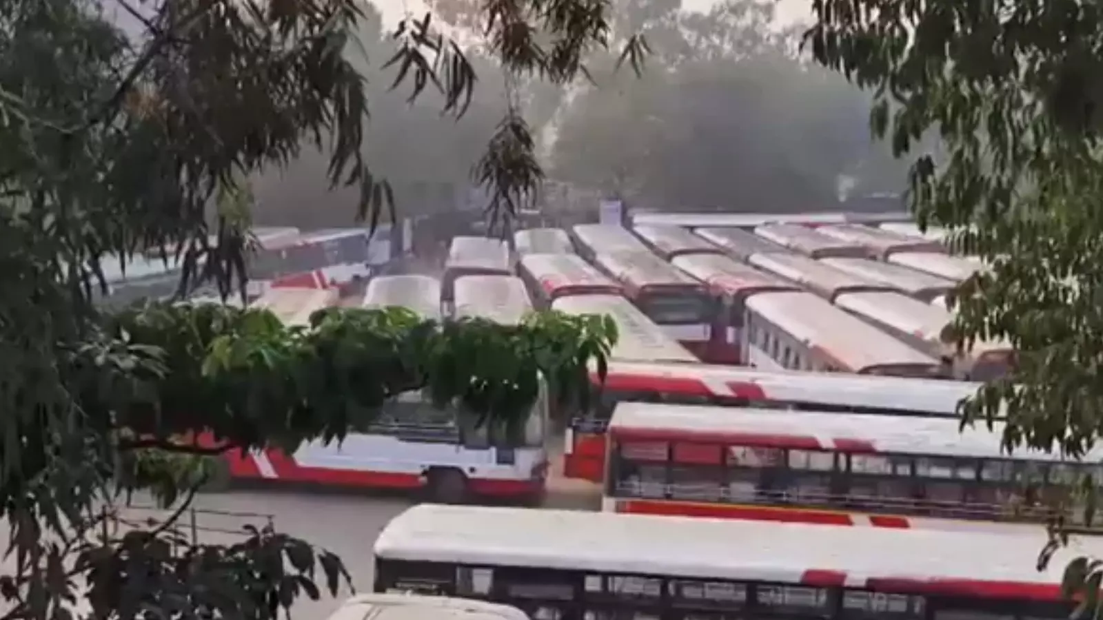 ongoing bandh in telangana continues successfully