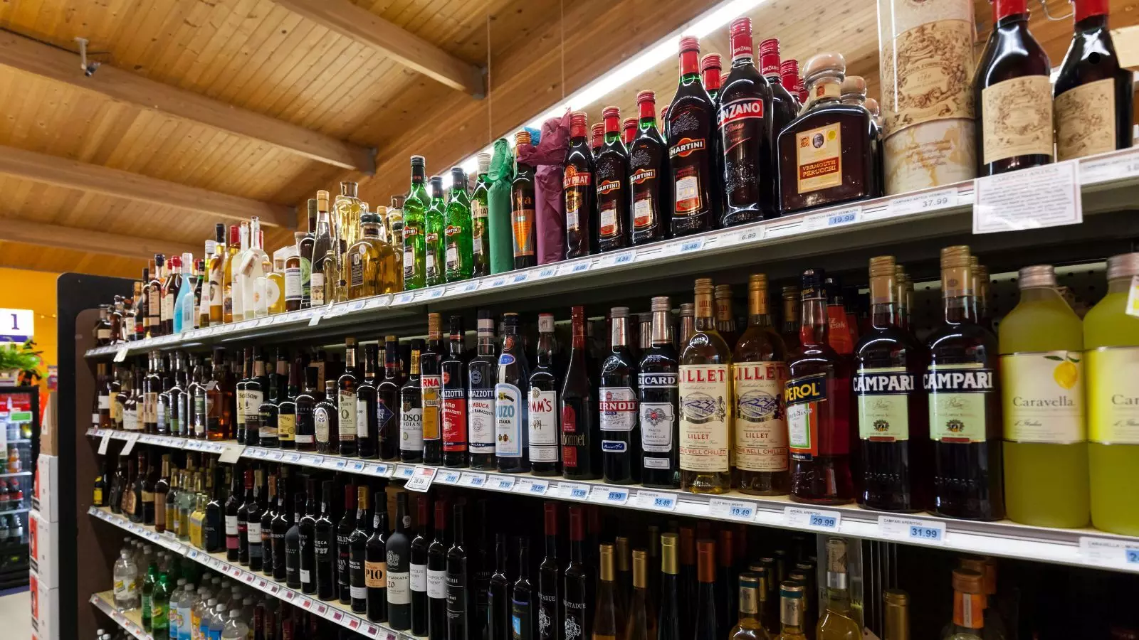 Telangana Excise officials processing liquor shop licence applications 2025